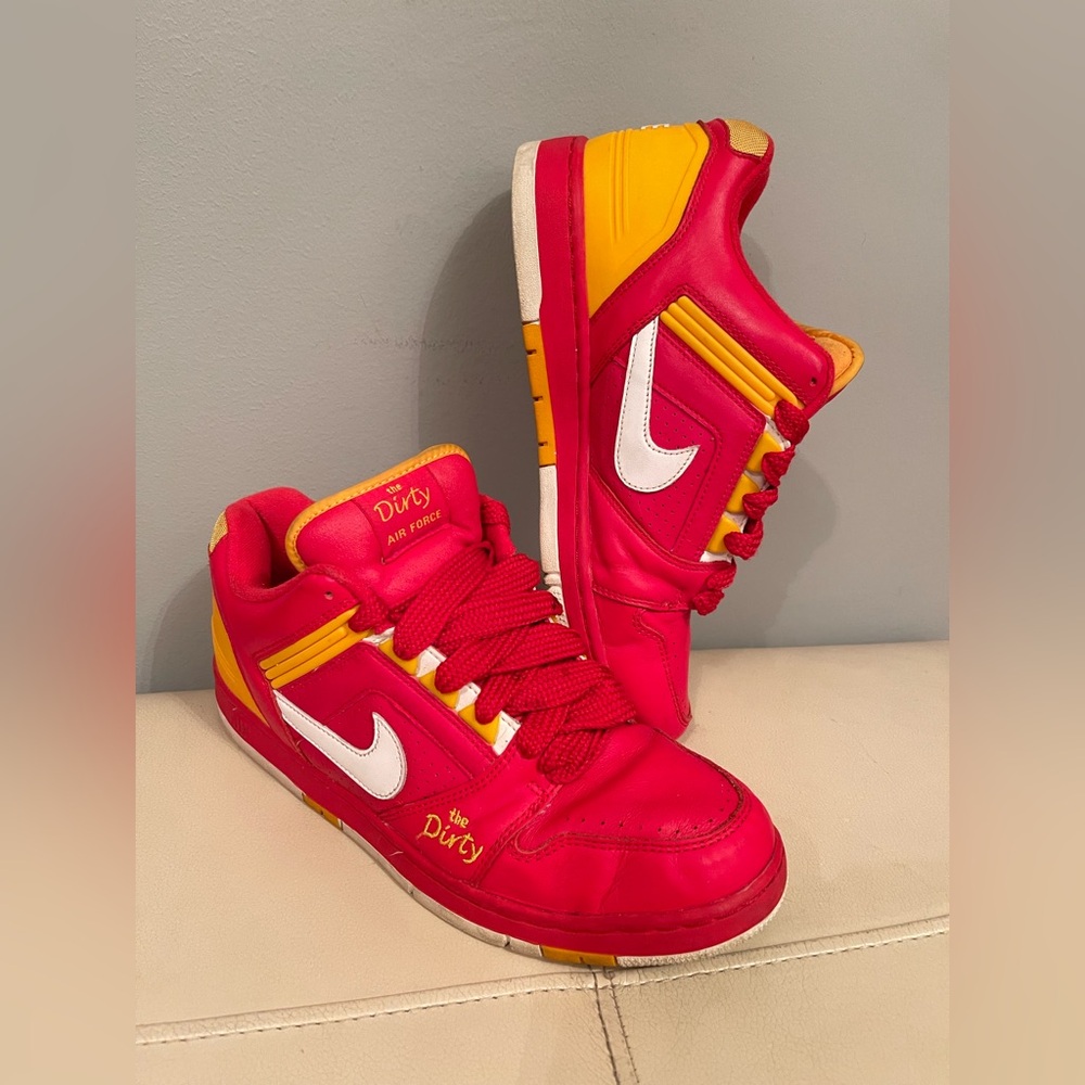 The Dirty Air Force Mens Red & Yellow Sneakers Size 12 Used